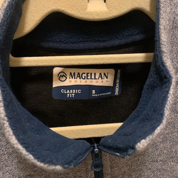MAGELLAN OUTDOORS Boys Mock Neck Half Zip Pullover Blue Youth Small - Picture 4 of 6